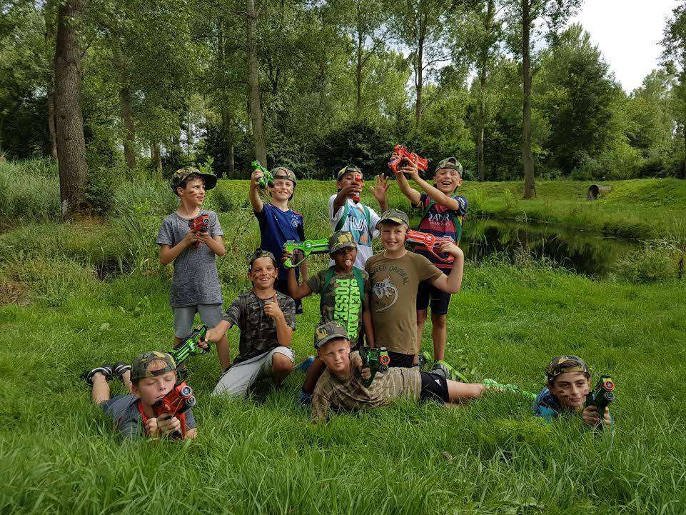 Raar nationale vlag Besluit Outdoor lasergame spelen op een eigen locatie - Huur een lasergame